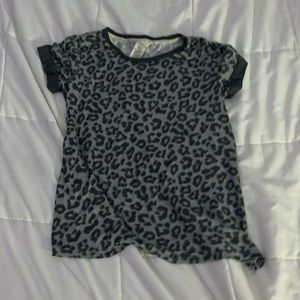 Leopard print pajama top in dark grey
